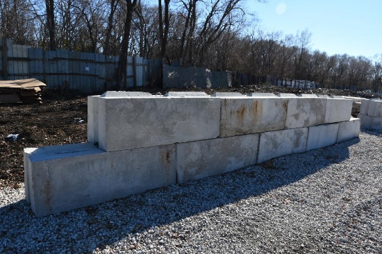 (9) Concrete blocks