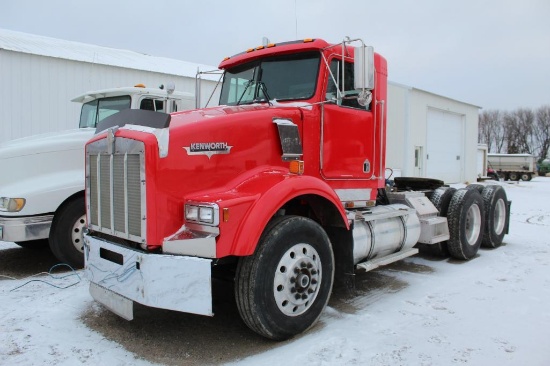 1994 Kenworth T800 Day Cab Semi