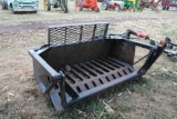 6' Rock Bucket with HYD push in bar