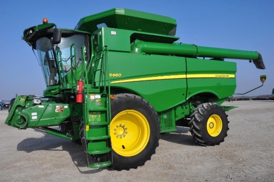 2015 John Deere S660 2wd combine
