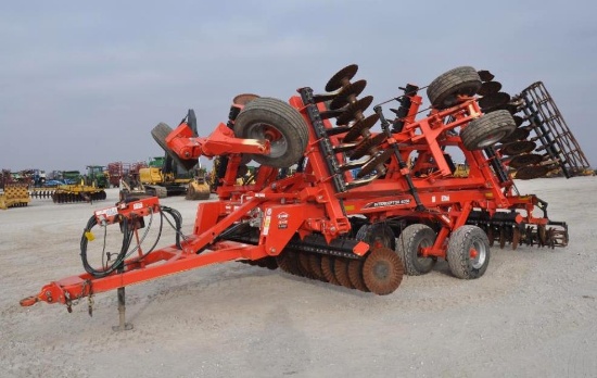 2017 Kuhn Krause 8050 Interceptor 20' vertical tillage tool