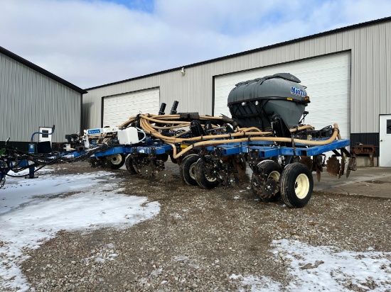 2012 Blue Jet LandRunner 30' strip till bar