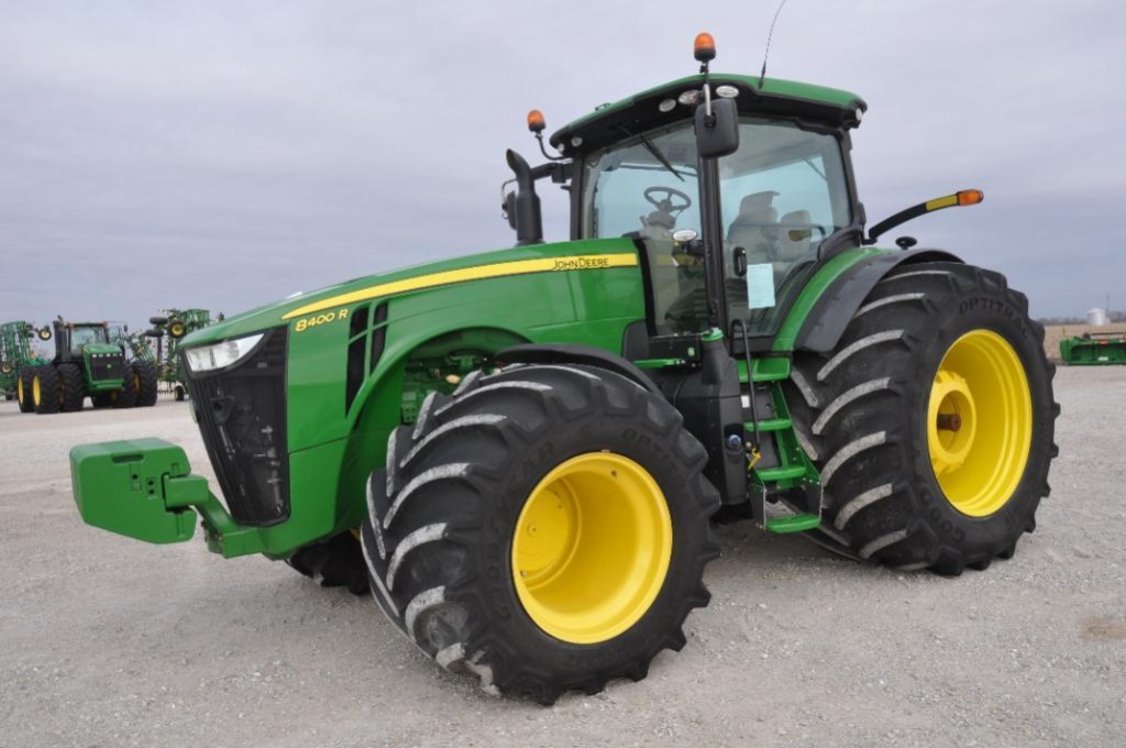 2017 John Deere 8400R MFWD tractor | Farm Equipment & Machinery | Online  Auctions | Proxibid