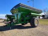 2008 Brent 880 grain cart