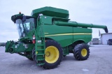 2016 John Deere S670 4wd combine