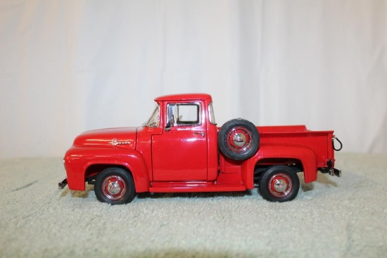 1/24 1956 Ford F-100 Pickup