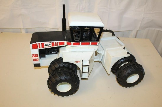 1/16 Big Bud 525/50 4-Wheel Drive