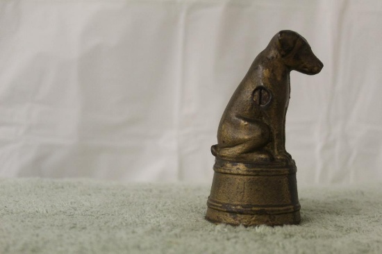 Cast Iron Dog on a Tub Bank