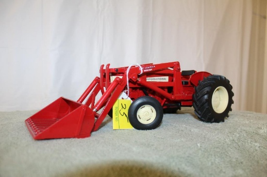 1/16 IH 300 Utility Tractor with Loader