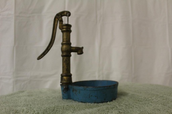 Cast Iron Cistern Pump with Tank