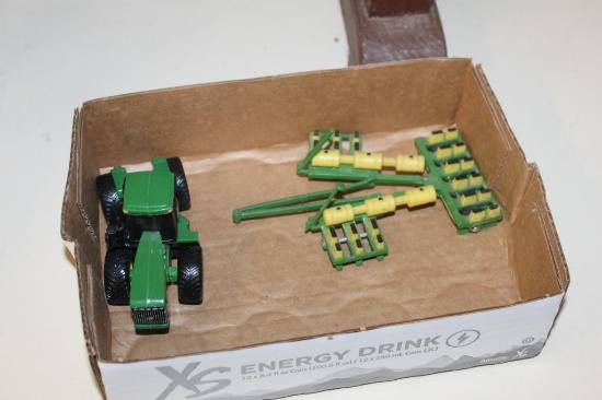1/64 John Deere 4-Wheel Drive Tractor and 1/64 John Deere 12-Row Planter
