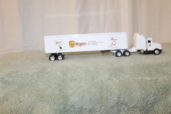 1/64 Kenworth Semi Tractor and Trailer