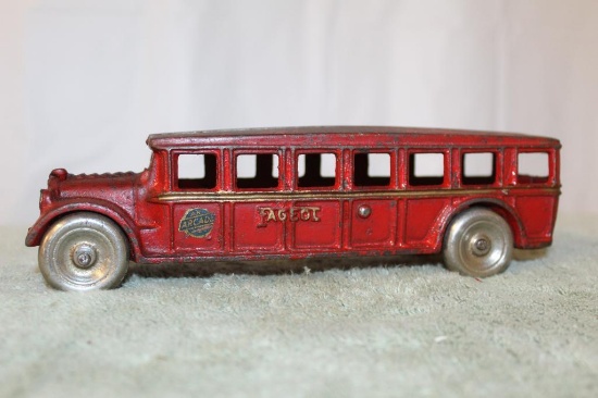 Arcade Bus