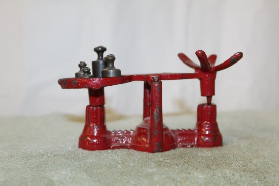 Cast Iron Nail Scale