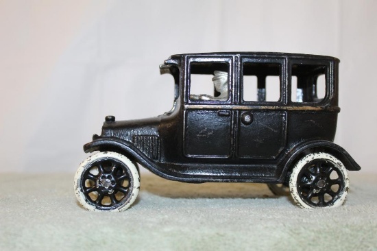 Arcade Car with Man