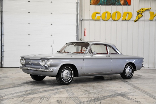1961 Chevrolet Corvair Monza 900