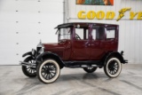 1926 Ford Model T 4 door sedan