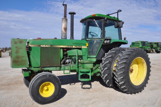 John Deere 4640 2wd tractor