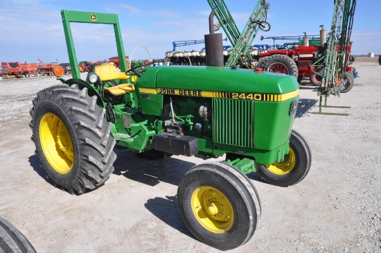 John Deere 2440 2wd tractor