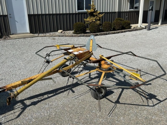 Vermeer TD120 2 basket hay tedder
