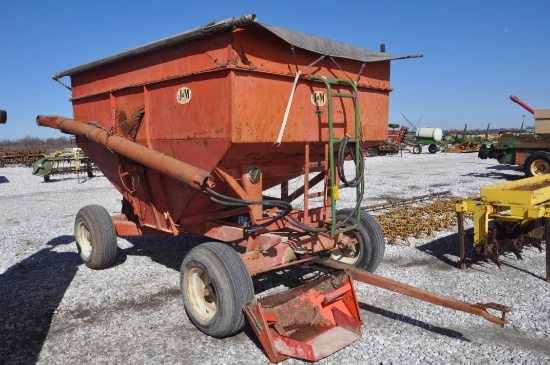 J&M gravity wagon