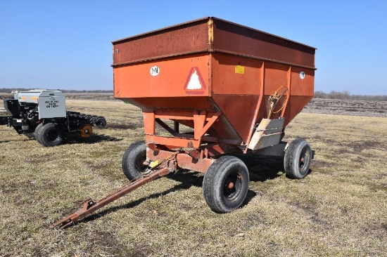 J&M gravity wagon