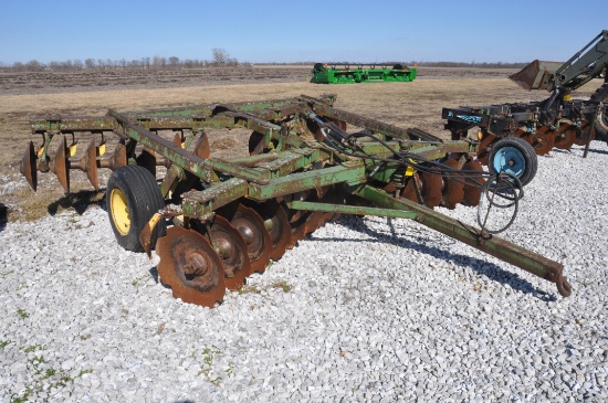 John Deere 12' brush disk