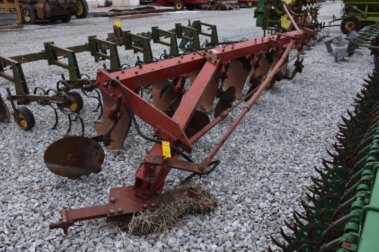International 6-bottom plow