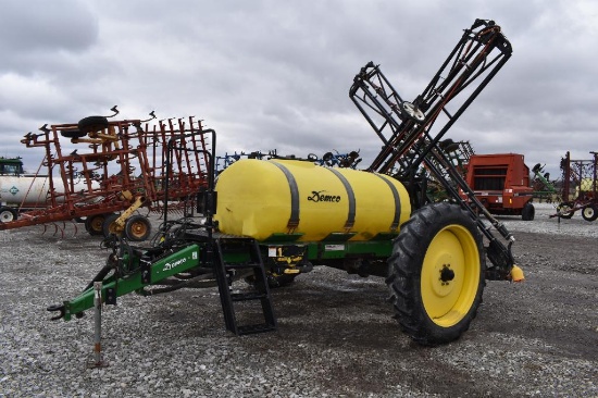 Demco HP500 pull-type sprayer