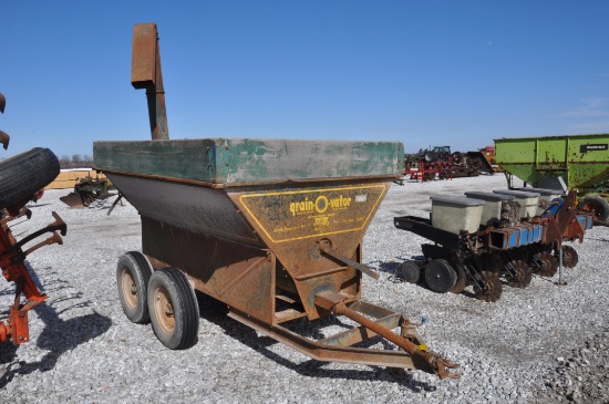 Grain-O-Vator feed wagon