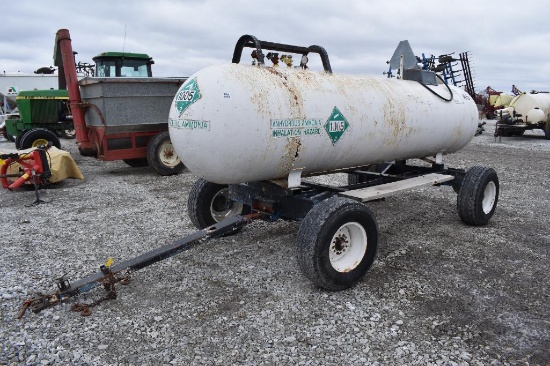 1,000 gal. NH3 tank on running gear