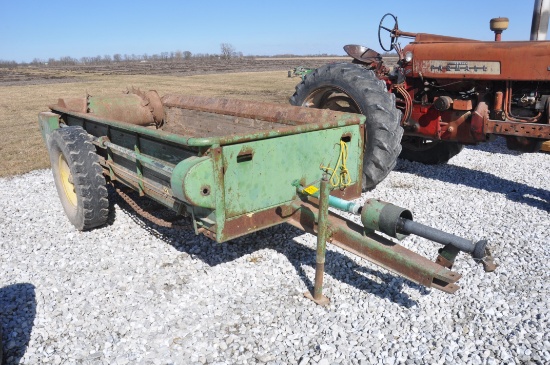 John Deere 34 manure spreader