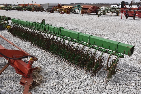 John Deere 20' rotary hoe