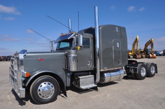 2005 Peterbilt 379 semi
