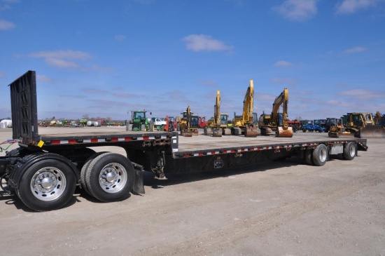 2006 Jet 53' step deck trailer