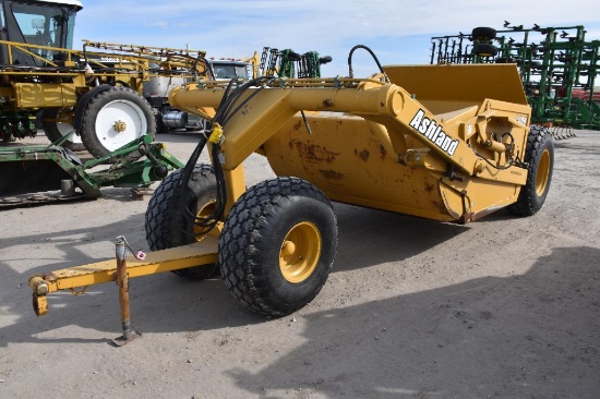 Ashland I900 9 yd. dirt pull-type scraper