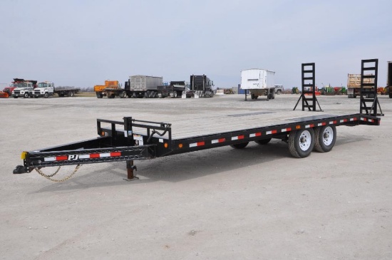 2019 PJ 8' X 22' flatbed deck over trailer