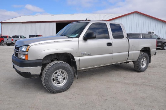 2006 Chevrolet 2500 4wd pickup