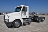 2005 Freightliner Century Class S/T day cab semi
