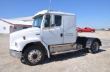 1994 Freightliner FL70 semi