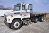 1991 Mack CS300 flatbed truck