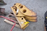 Cat excavator thumb
