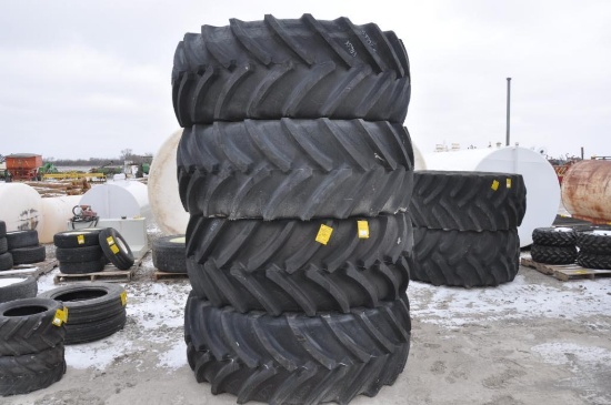 (4) 650/65R38 tires on 12-bolt wheels