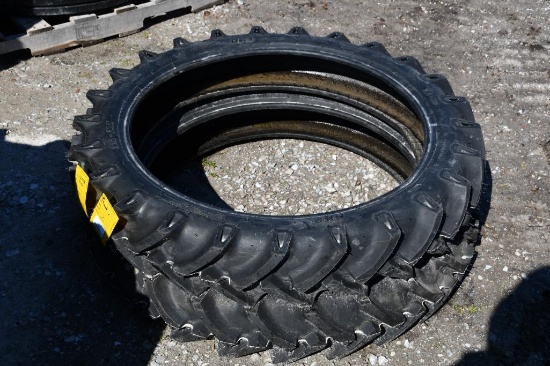 (2) 7.2-30 tires