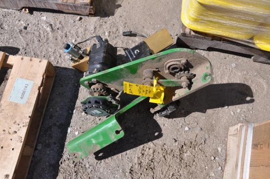 (2) Hyd. drive motors off John Deere planter