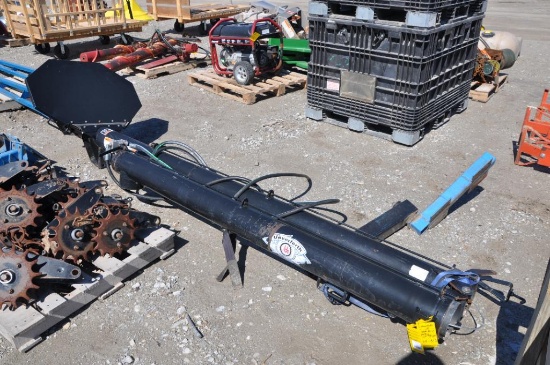 Unverferth 18' hyd. drive seed auger
