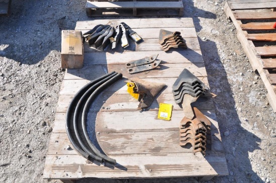 Assorted shanks & shovels