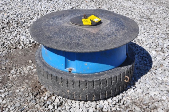 Pride of the Farm mineral feeder