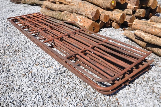 (4) 16' pipe gates