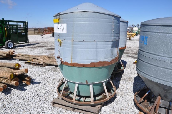 60 bu. hog feeder